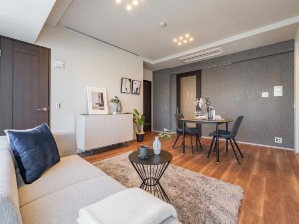 2LDK Apartment for Sale in Kudanminami, Chiyoda, Tokyo - Thumbnail 4
