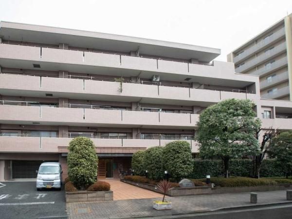 Renovated 3LDK Apartment in Setagaya, Tokyo | 63.38m² - Thumbnail 2