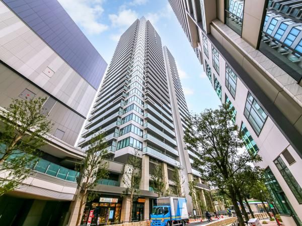 New 3LDK Apartment in Proud Tower Koiwa Front, Edogawa - Thumbnail 2