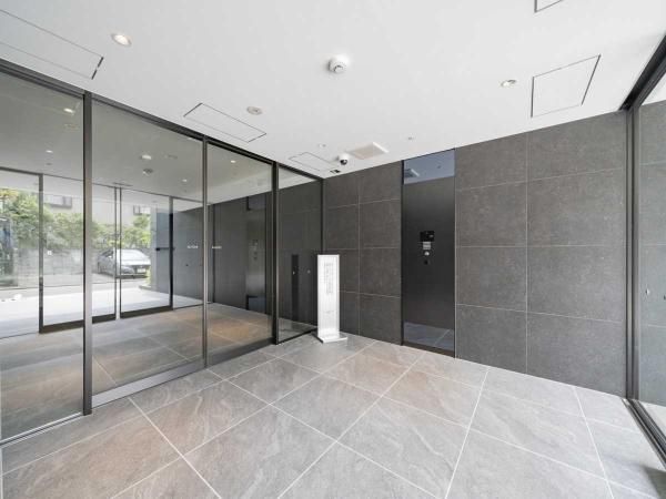 2LDK+S Apartment for Sale in Toshima City, Tokyo - Thumbnail 4