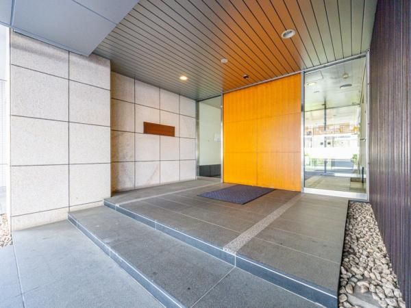 2LDK Apartment for Sale in Koto, Tokyo – 56.45m2 - Thumbnail 3