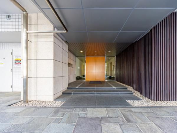 2LDK Apartment for Sale in Koto, Tokyo – 56.45m2 - Thumbnail 4