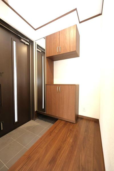 3LDK+S Detached House in Hamamatsu with Solar Panels - 77.83m2 — Front_door, Higashi, Shizuoka