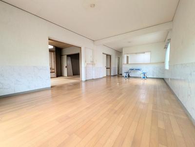 5LDK Apartment for Sale in Miyanosawa, Sapporo, Hokkaido — Interior, Nishi, Hokkaido