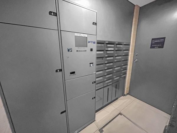 3LDK Apartment with Large Private Garden near Chidoricho Station, Tokyo - Thumbnail 4