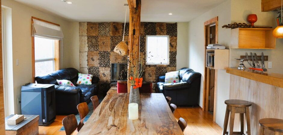 3-Bedroom Chalet with Private Onsen in Niseko, Hokkaido - Thumbnail 3
