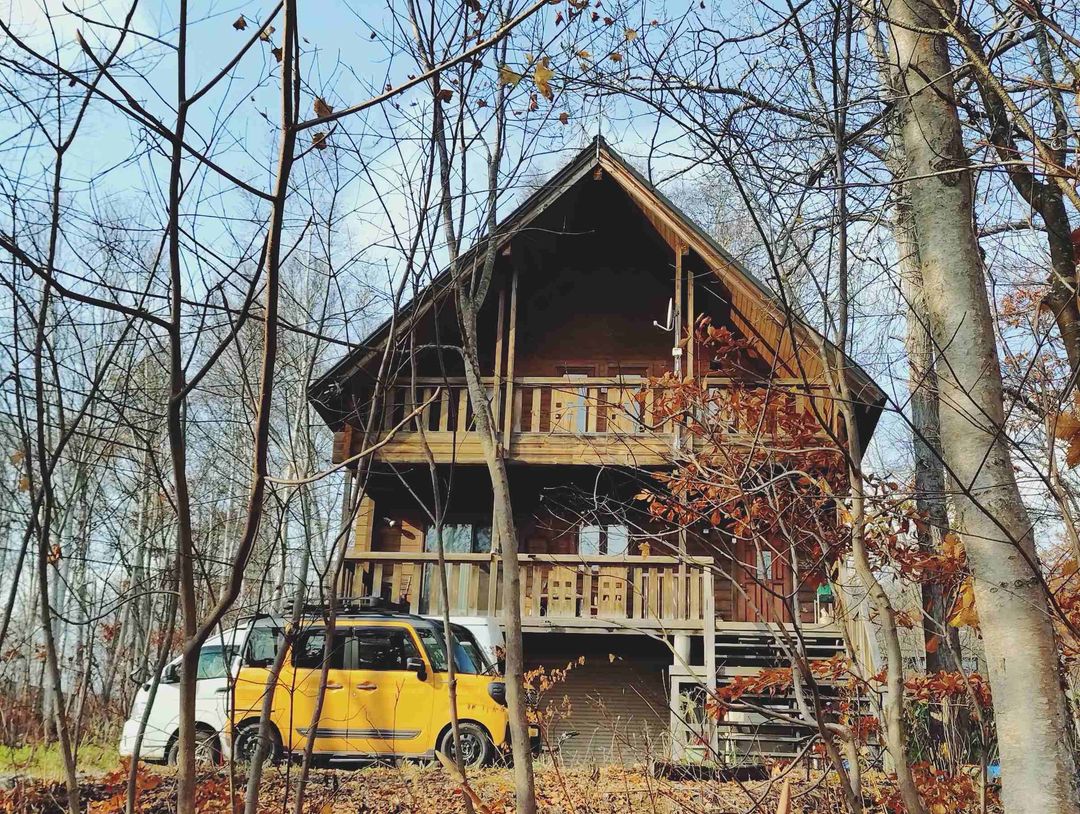 Hand-Cut Log House for Sale in Niseko's Stone Circle Soga - Thumbnail 2