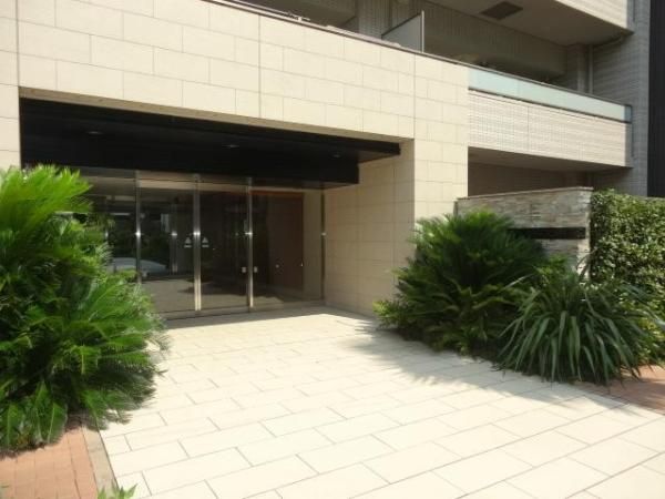 3LDK Apartment for Sale in Higashikojima, Ota-ku - Thumbnail 4