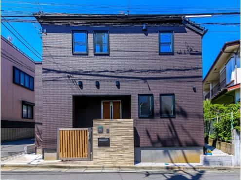 2LDK Apartment for Sale in Kami-Meguro, Meguro - Thumbnail 3