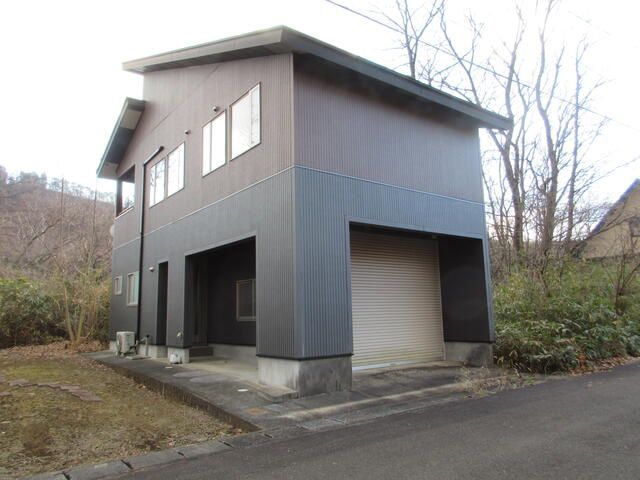 Modern 1SLDK House with Hot Spring in Zao Town, Miyagi - Thumbnail 3
