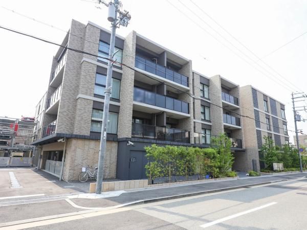 2LDK Apartment for Sale in Nishinomiya, Hyogo - Thumbnail 3