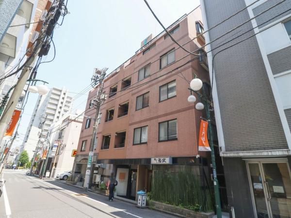 Renovated 2LDK Apartment in Shinjuku, Tokyo | 55.57 sqm - Thumbnail 4