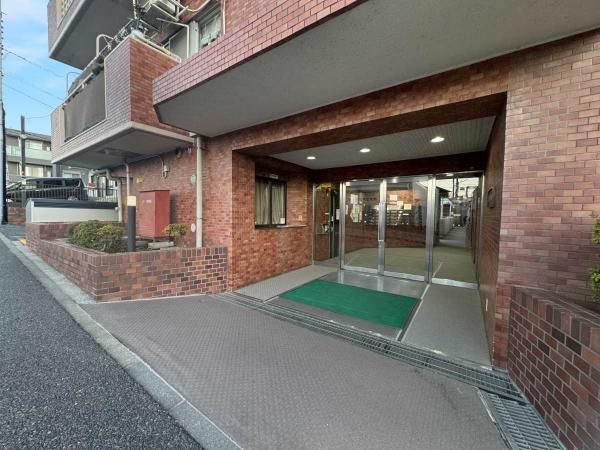 3LDK Apartment for Sale in Totsuka, Yokohama - 62.64m2 - Thumbnail 2