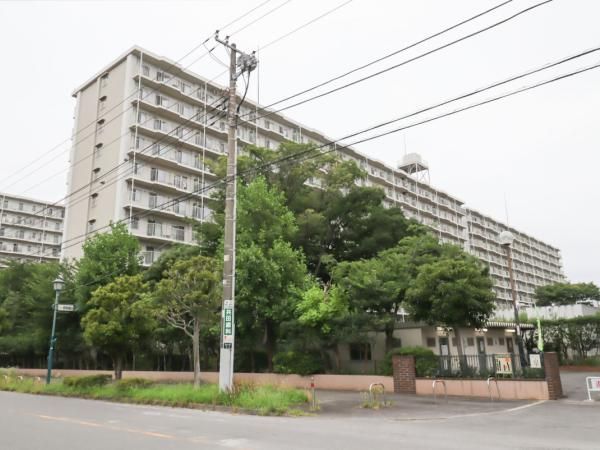 Ichikawa Park Heights B 3LDK Renovated Pet-Friendly Apartment - Thumbnail 4