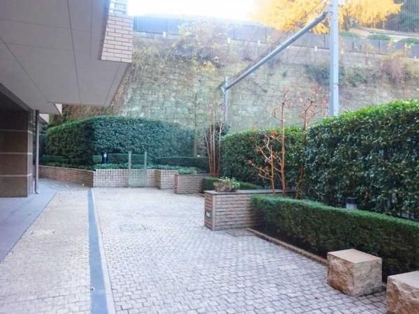 3LDK Apartment for Sale in Sanbancho, Chiyoda, Tokyo - Thumbnail 3