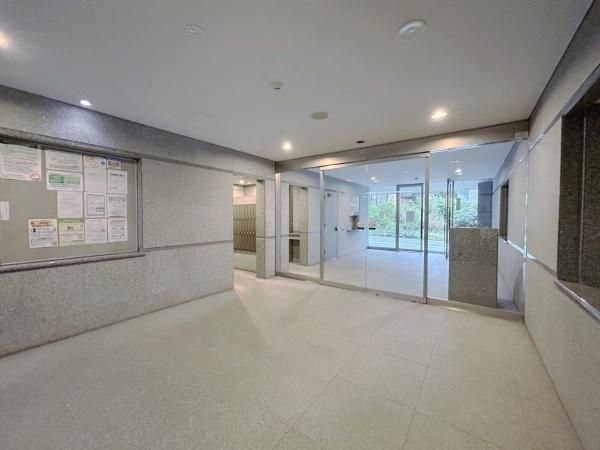 3LDK Apartment for Sale in Tama City with Private Garden - Thumbnail 4