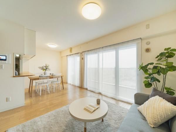 3LDK Apartment for Sale in Ichikawa, Chiba - Thumbnail 2