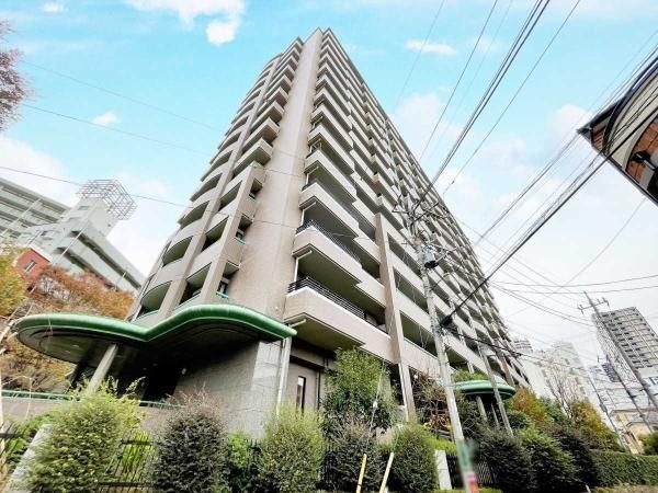1LDK Apartment for Sale in Haramachida, Machida, Tokyo - Thumbnail 3