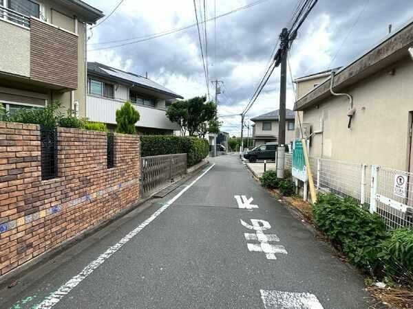 4LDK House for Sale in Komae City, Tokyo - 95.96m2 - Thumbnail 2