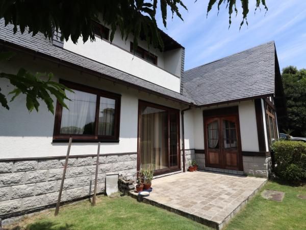 Large 5LDK+2LDK House for Sale in Tsurumi-ku, Yokohama - Thumbnail 3