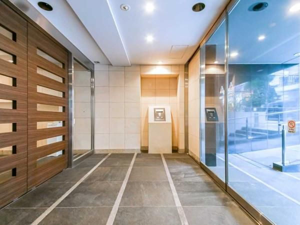 2LDK Apartment for Sale in Setagaya, Tokyo – 60.7m² - Thumbnail 3