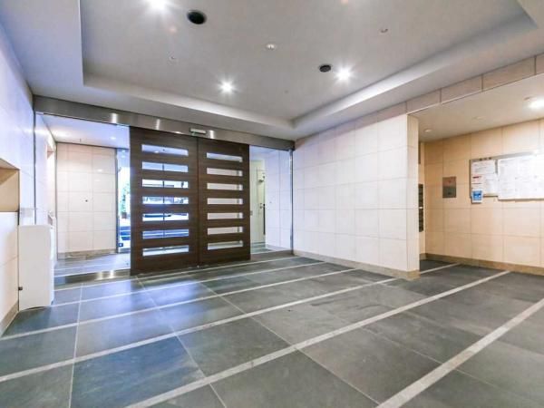 2LDK Apartment for Sale in Setagaya, Tokyo – 60.7m² - Thumbnail 4