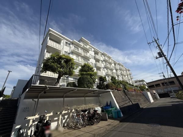 Renovated 3LDK Apartment Near Eda Station, Yokohama - Thumbnail 2