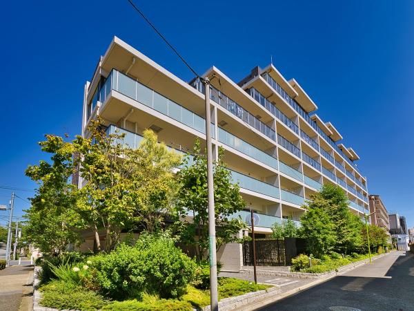 3LDK Apartment for Sale in Setagaya's Nakamachi - Thumbnail 2
