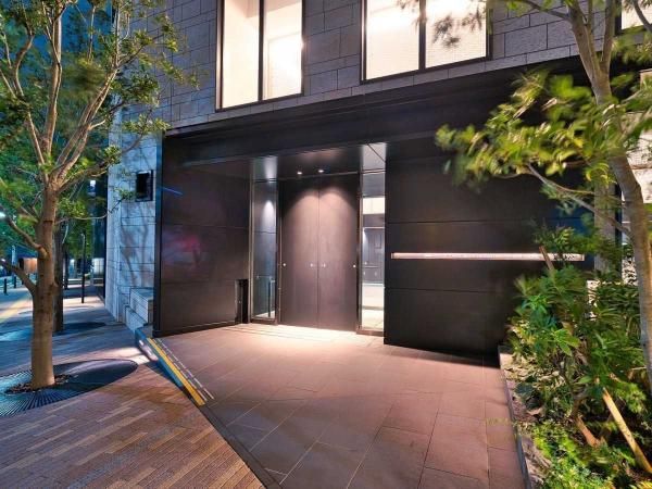 2LDK Apartment for Sale in Higashi-Ikebukuro, Toshima-ku - Thumbnail 2