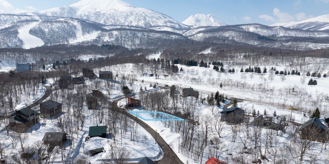 Land for Sale in Hanazono, Kutchan, Hokkaido - 1,004 sqm - Thumbnail 2