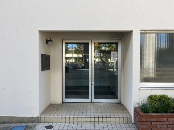 1LDK Apartment for Sale in Toyogaoka, Tama City, Tokyo - Thumbnail 2