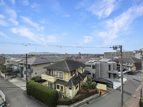 4LDK Apartment for Sale in Aoba Ward, Yokohama with Mt Fuji View - Thumbnail 3