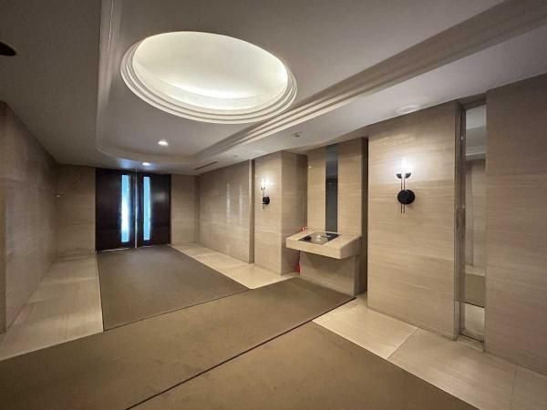 2LDK Apartment for Sale in Nakamachi, Shinjuku-ku, Tokyo - Thumbnail 2
