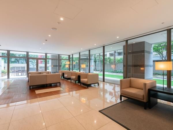 2LDK Apartment for Sale in Chiyoda, Tokyo - 105.94m² - Thumbnail 4