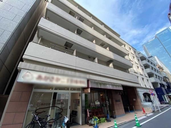 2LDK Apartment for Sale in Akasaka, Minato-ku, Tokyo - Thumbnail 4