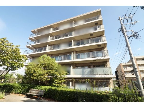 Modern 7-Story Apartment in Tsurumi, Yokohama - Thumbnail 2