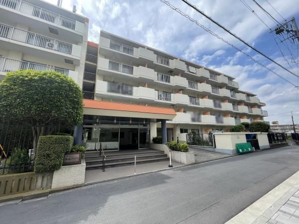 3LDK Apartment for Sale in Kishiya, Tsurumi-ku, Yokohama - Thumbnail 2