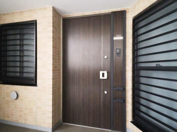 2LDK Apartment for Sale in Kawasaki Miyamae Ward - Thumbnail 3