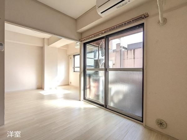 Renovated 1LDK Apartment in Oi, Shinagawa, Tokyo - 46.97m2 - Thumbnail 2