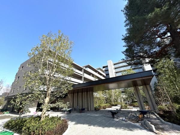 New 3LDK Apartment for Sale in Kunitachi, Tokyo - Thumbnail 3