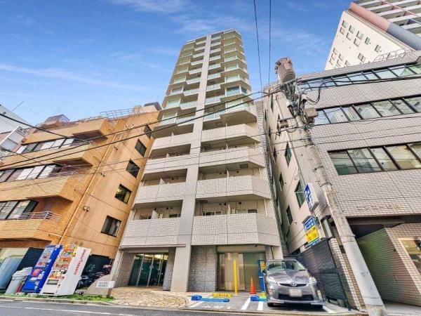 Renovated 2LDK Apartment in Chiyoda, Tokyo - Thumbnail 2