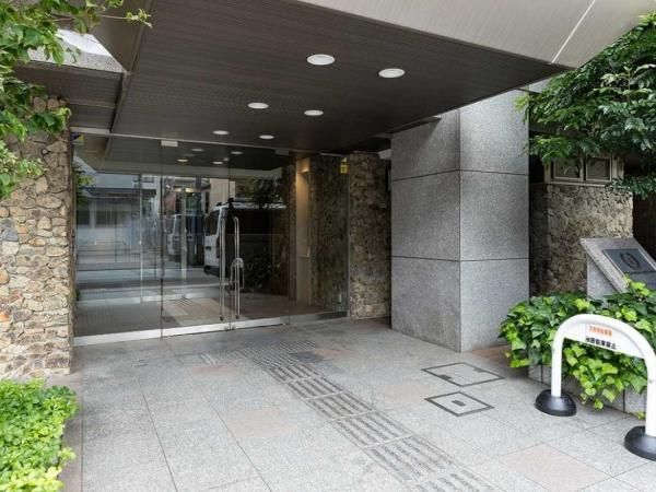 Renovated 3LDK Condo in Kyoto's Gosho-Minami Near Nijo Castle - Thumbnail 2