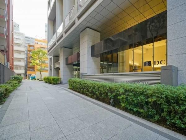 3LDK Apartment for Sale in Azabujuban, Minato, Tokyo - Thumbnail 4