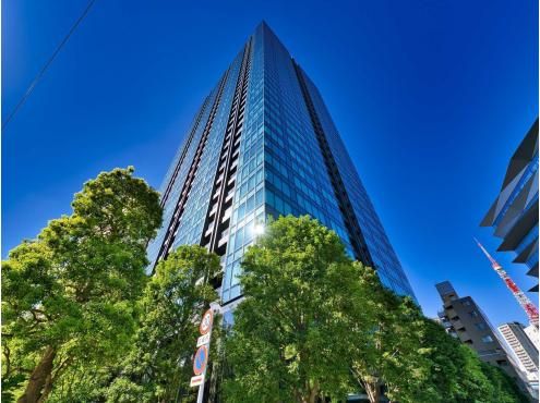 Royal Season Roppongi 3LDK Apartment in Minato City - Thumbnail 2