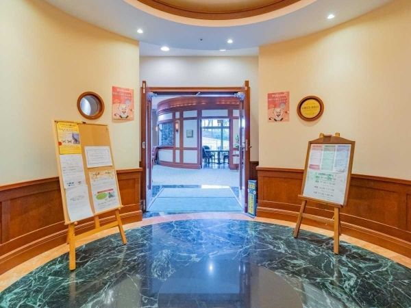 1LDK Apartment for Sale in Shirokane, Minato-ku, Tokyo - Thumbnail 4