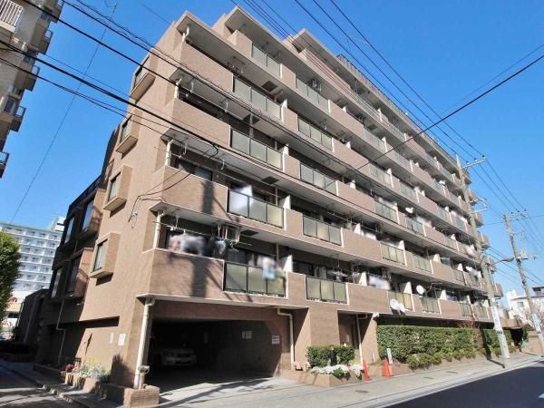 3LDK Apartment for Sale in Higashisuna, Koto-ku, Tokyo - Thumbnail 2