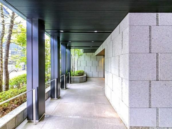 3LDK Apartment for Sale in Chofu City, Tokyo - 82m2 - Thumbnail 3