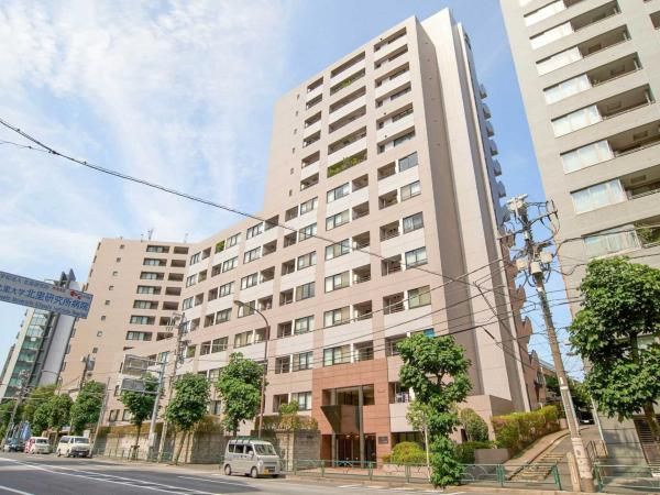 2LDK Apartment for Sale in Ebisu, Shibuya, Tokyo - Thumbnail 2
