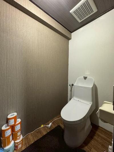 2LDK Apartment for Sale in Sapporo Higashi Ward - 57.34m² Top Floor — Bathroom, Higashi, Hokkaido