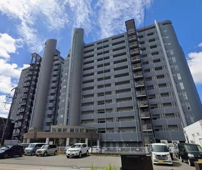 2LDK Apartment for Sale in Akita City, Akita Prefecture — Apartment, Akita, Akita